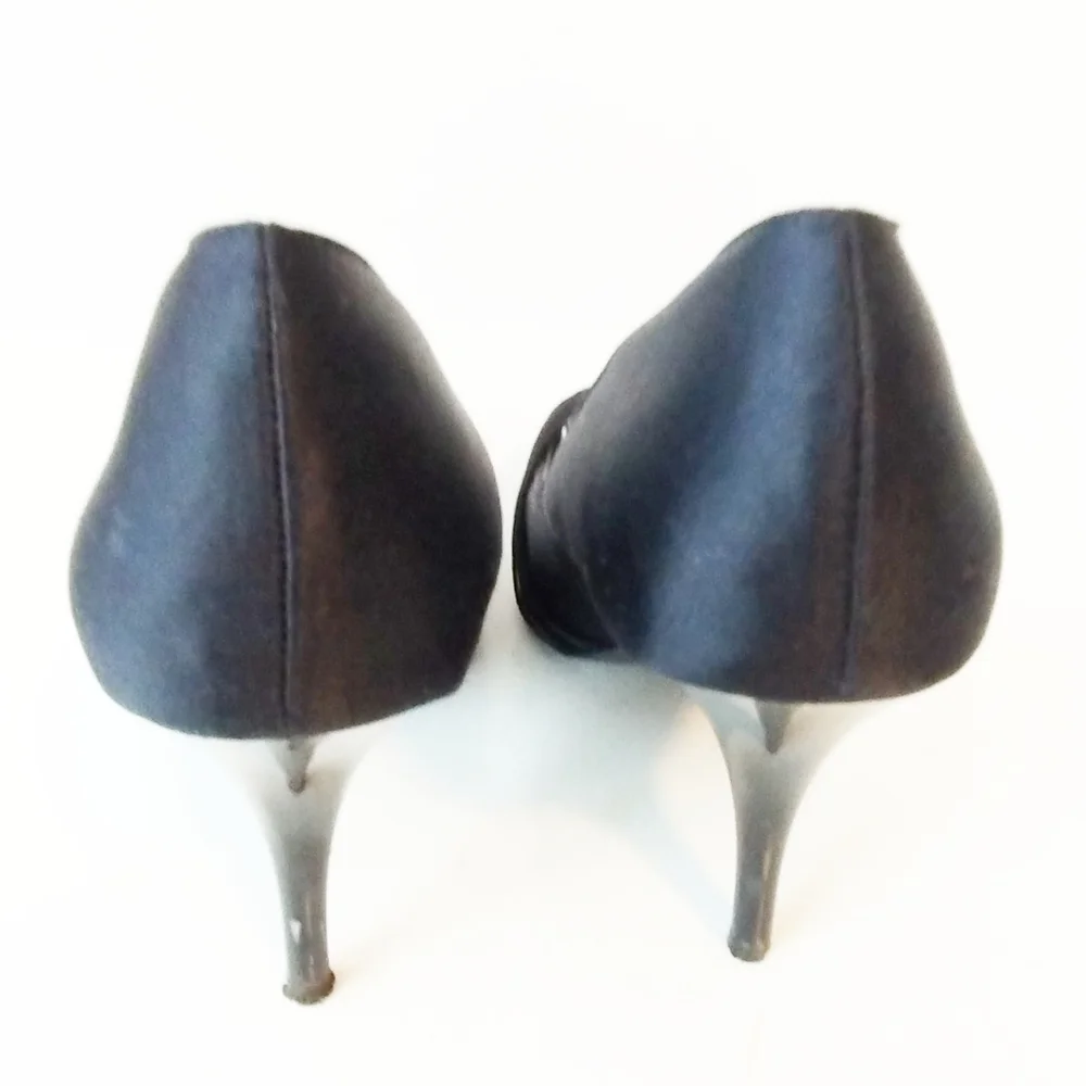 WHITE House/‎ BLACK Market Heels Women's 9M